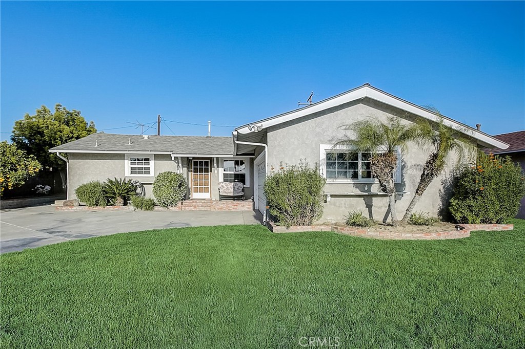 634 S Roanne Street, Anaheim CA 92804 - photo 1