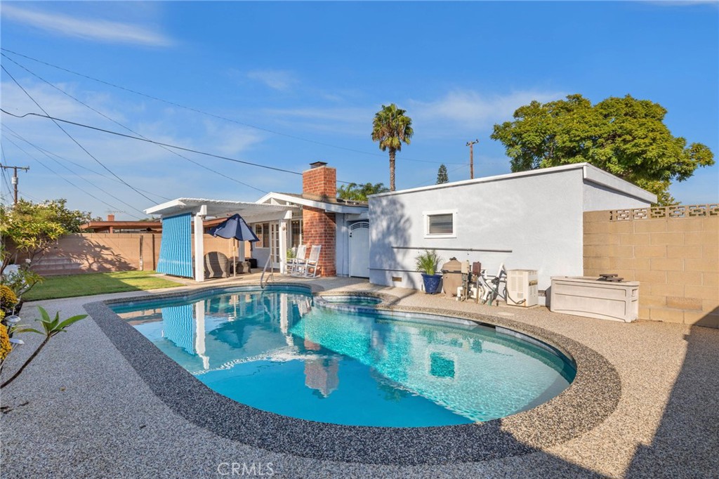 635 S Arden, Anaheim CA 92802 - photo 17