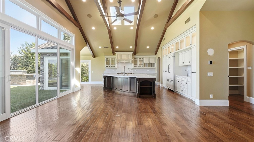 6509 E Calle Del Norte, Anaheim CA 92807 - photo 8