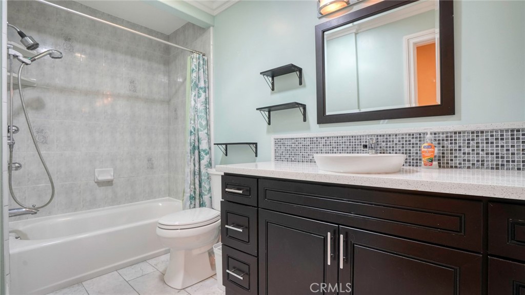 6509 E Calle Del Norte, Anaheim CA 92807 - photo 25