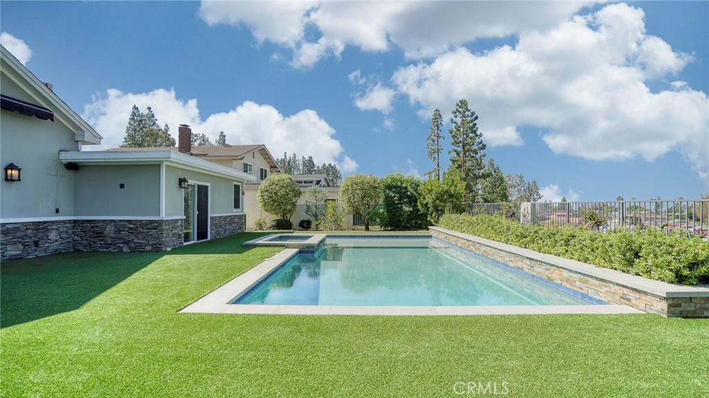 6509 E Calle Del Norte, Anaheim CA 92807 - photo 29