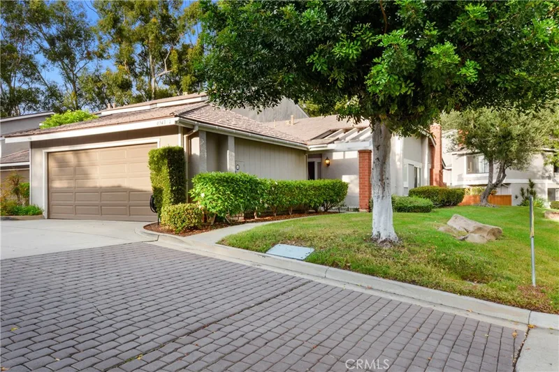 6543 E Camino, Anaheim, CA 92807