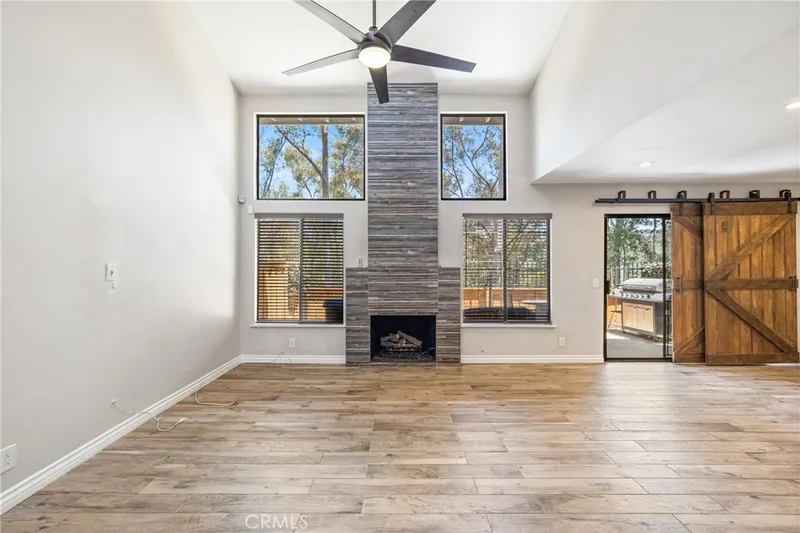 6577 E Camino 5, Anaheim, CA 92807