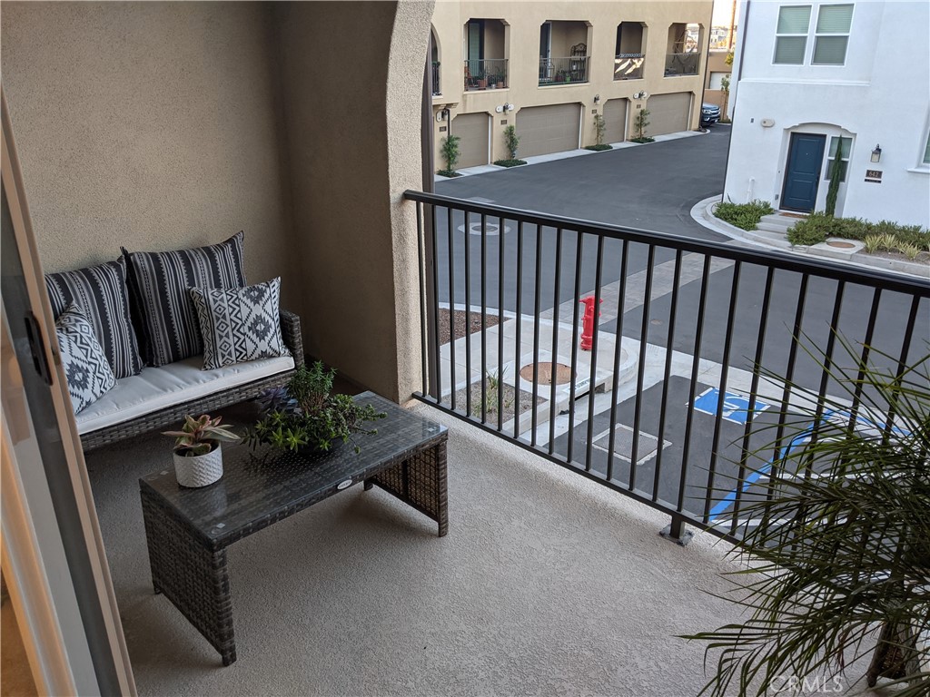 Balcony - 666 S District, Anaheim CA 92805 - photo 8