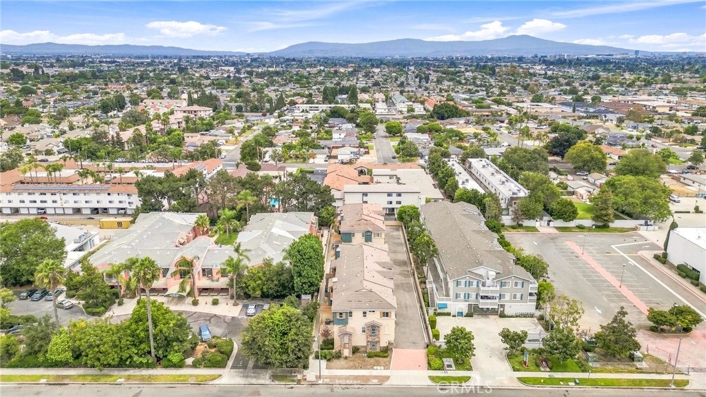 670 S Magnolia Avenue, Anaheim CA 92804 - photo 8