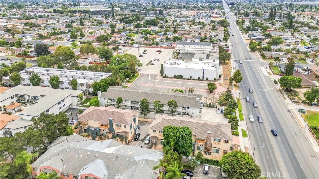 670 S Magnolia Avenue, Anaheim CA 92804 - photo 11