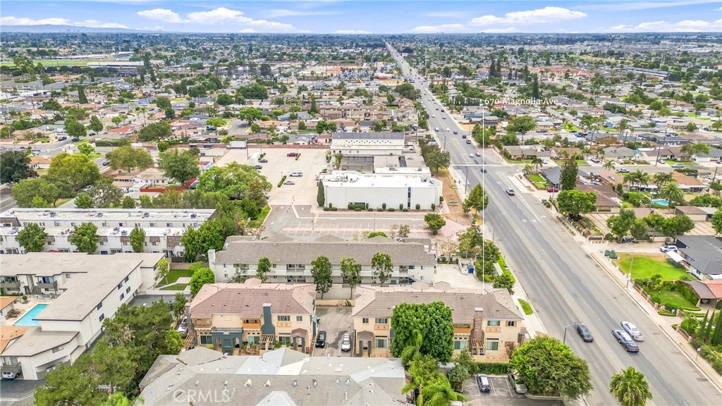 670 S Magnolia Avenue, Anaheim CA 92804 - photo 13