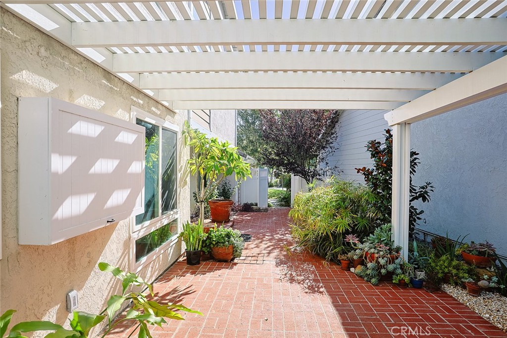 6915 E Shorecrest, Anaheim CA 92807 - photo 7