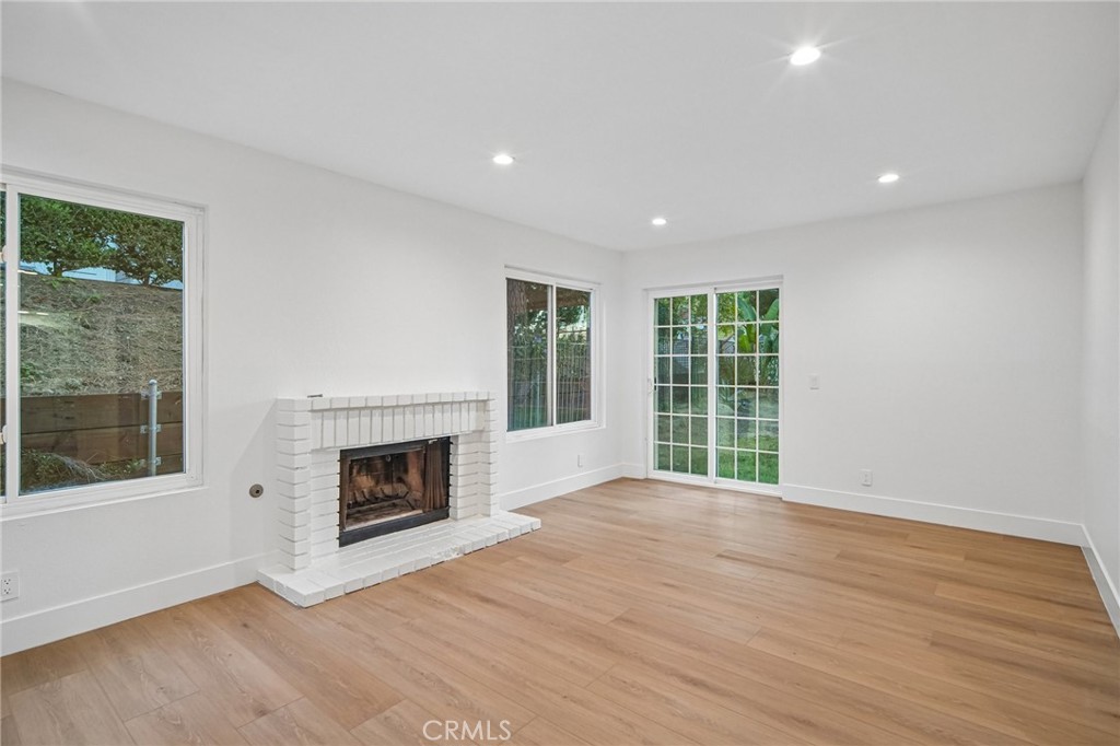 Family room - 694 S Gentry, Anaheim CA 92807 - photo 19