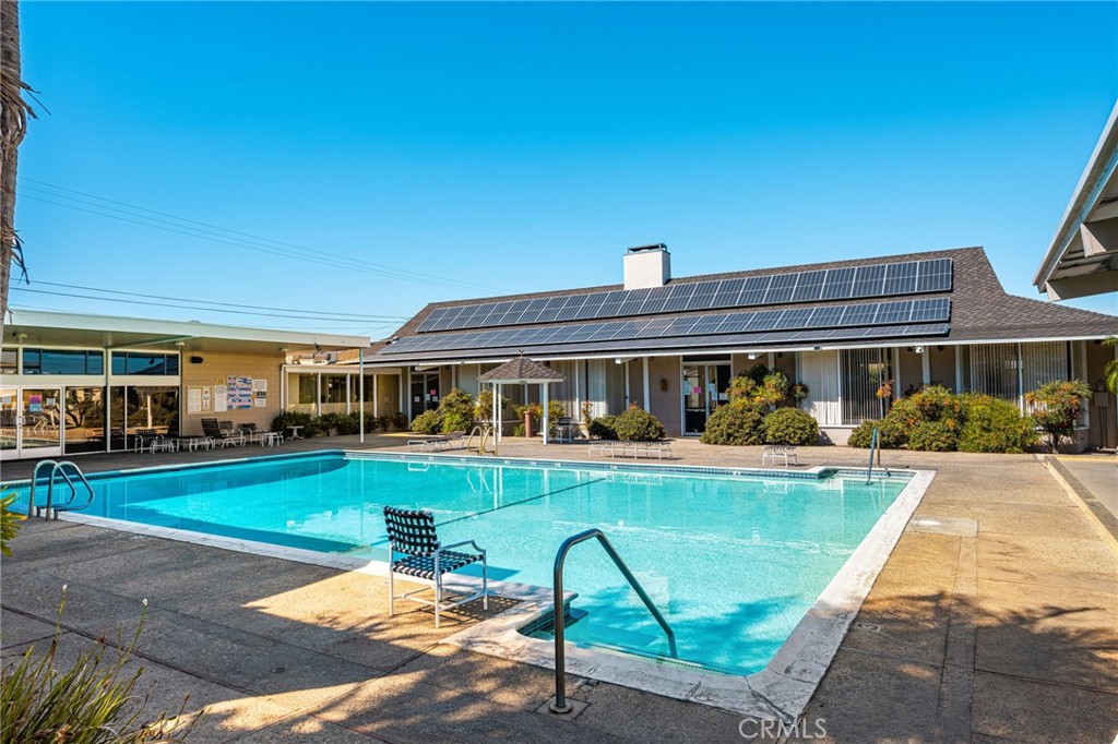 Community Pool & Clubhouse. - 70 Cherry, Anaheim CA 92801 - photo 42