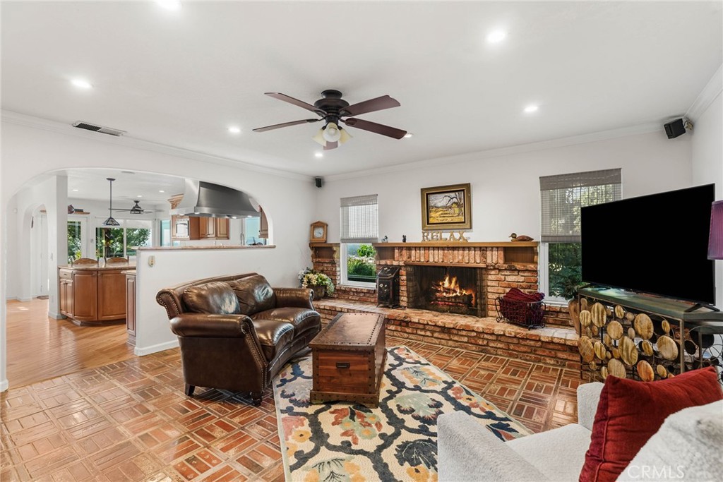 701 S Londerry Lane, Anaheim CA 92807 - photo 27