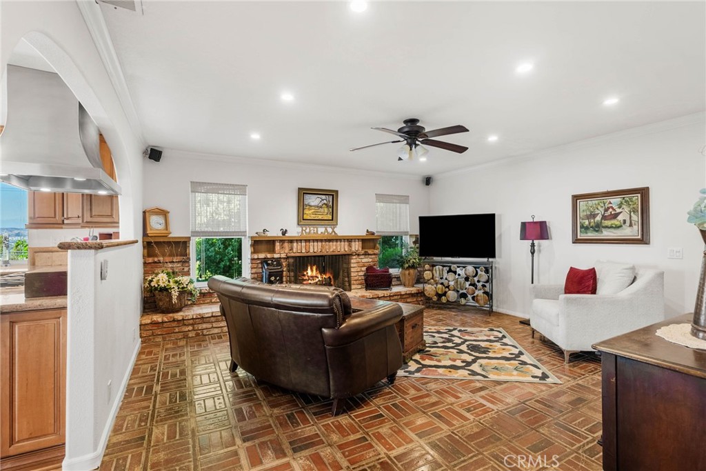 701 S Londerry Lane, Anaheim CA 92807 - photo 28