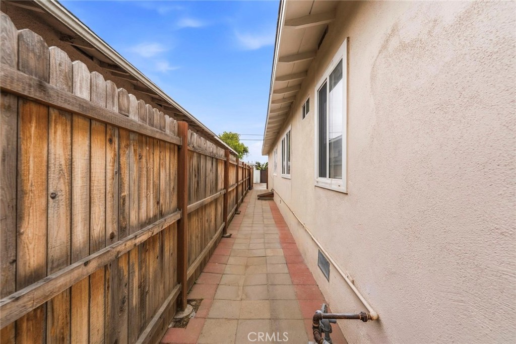 703 S Harbor Blvd, Anaheim CA 92805 - photo 27