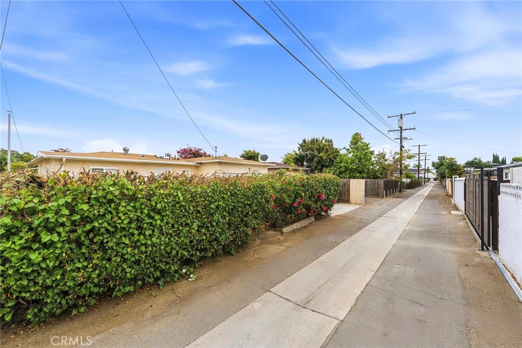 703 S Harbor Blvd, Anaheim CA 92805 - photo 31