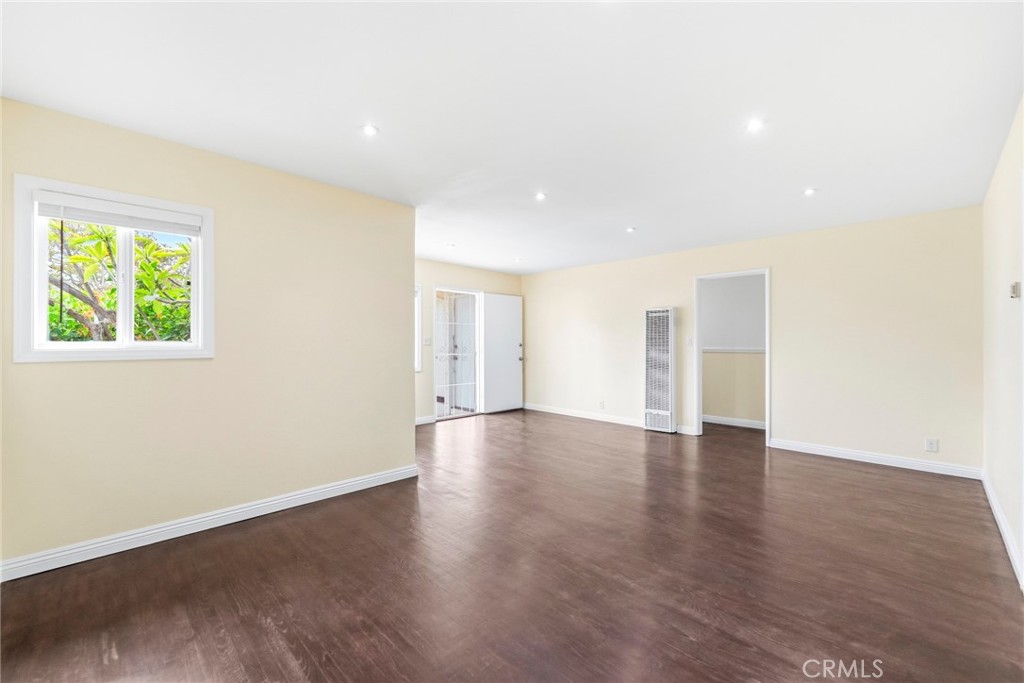 703 S Harbor Blvd, Anaheim CA 92805 - photo 33