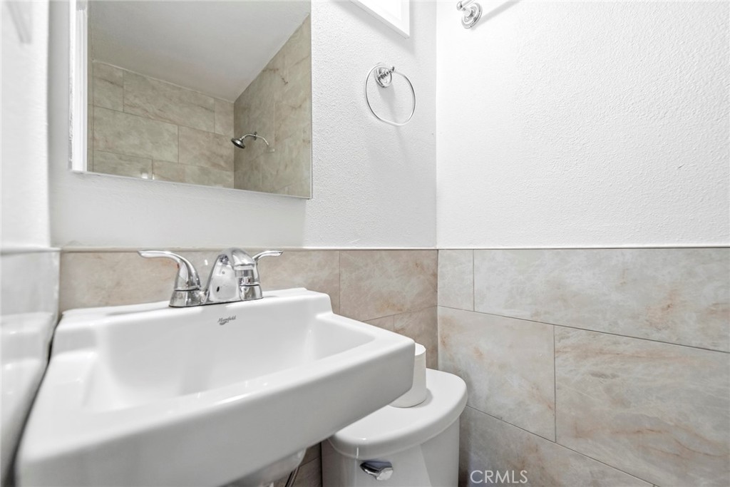703 S Harbor Blvd, Anaheim CA 92805 - photo 48