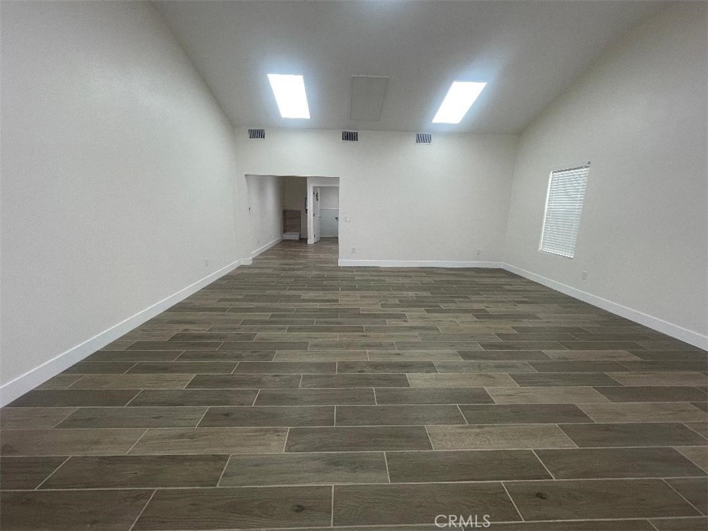 715 N Anaheim, Anaheim CA 92805 - photo 2