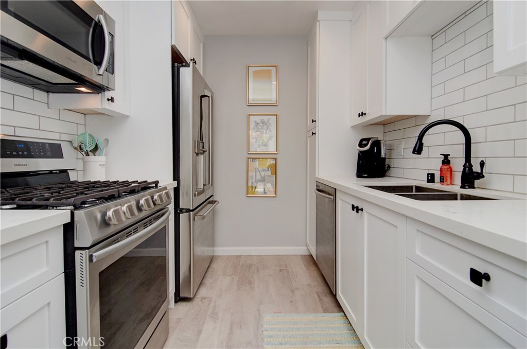 715 S Webster Avenue 22, Anaheim CA 92804 - photo 1