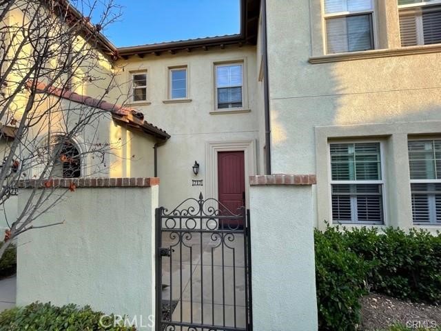Luxury Living at Colony Park Anaheim - 717 S Casita, Anaheim CA 92805 - photo 1