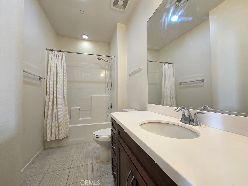 719 E Valencia, Anaheim CA 92805 - photo 13