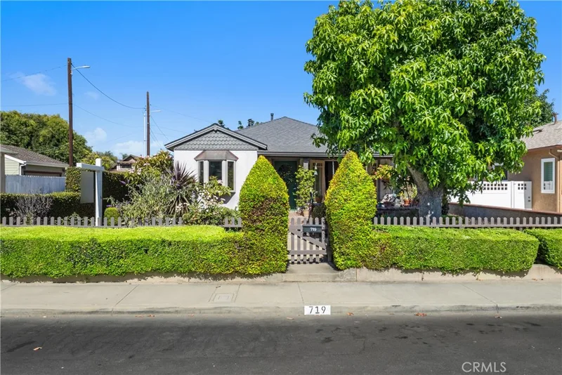 719 S Amstutz Avenue, Anaheim, CA 92802