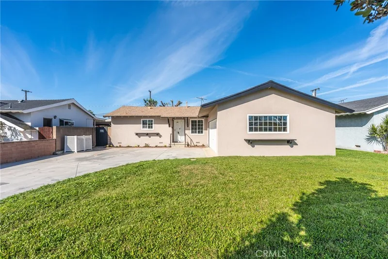 719 S Roanne, Anaheim, CA 92804