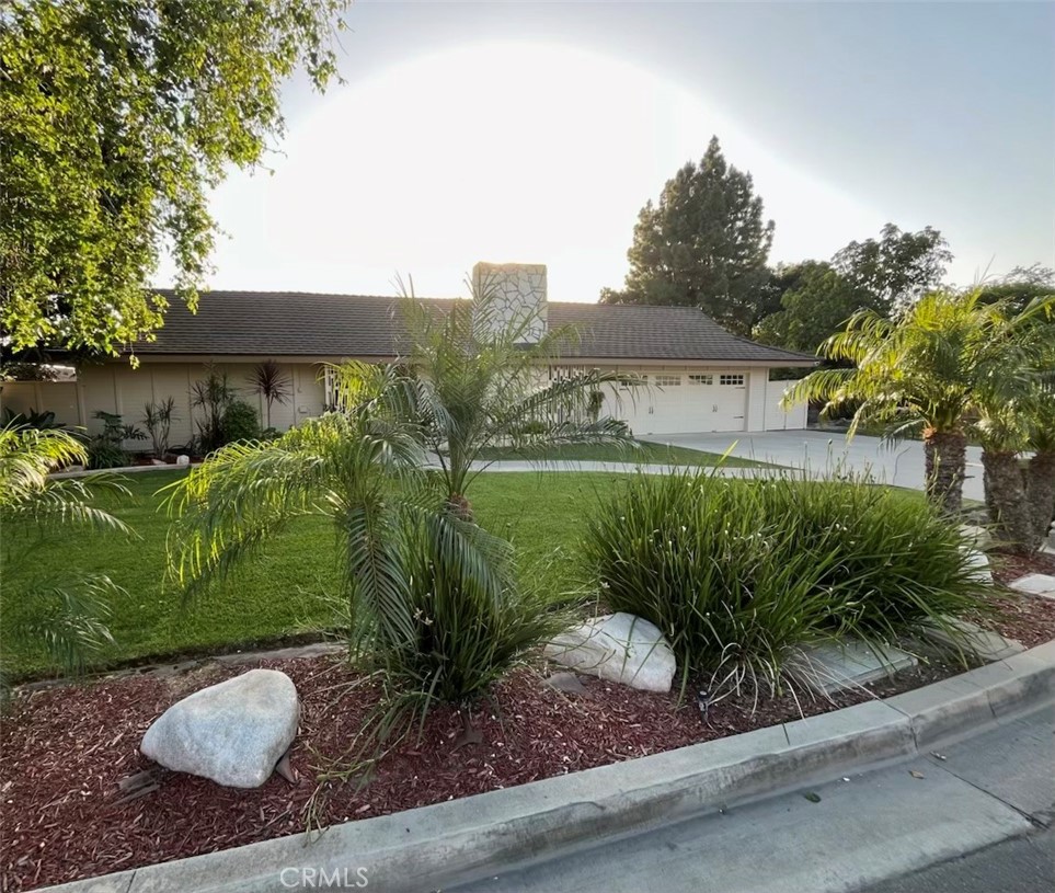 729 N Westwood Pl, Anaheim CA 92805 - photo 1