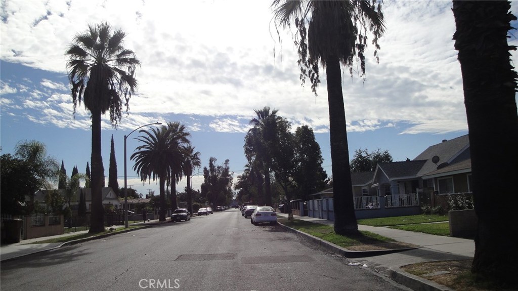 View of neighborhood - 740 N Topeka Street, Anaheim CA 92805 - photo 1