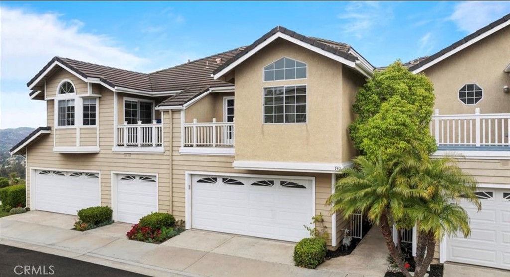 Beautiful Hilltop Home - 740 S Crown Pointe, Anaheim CA 92807 - photo 2