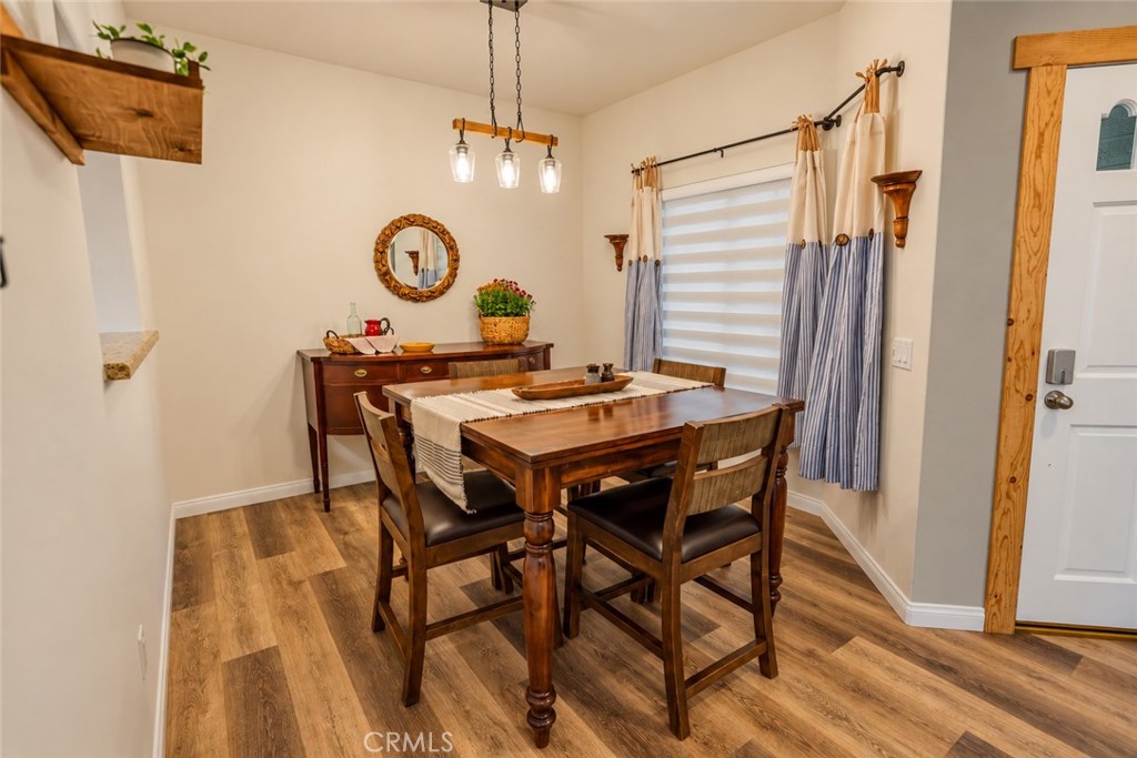 Separate Dining​​‌​​​​‌​​‌‌​​‌‌​​‌‌​​‌​​​‌‌​‌​​​​‌‌​‌​​ Area - 740 S Crown Pointe, Anaheim CA 92807 - photo 11