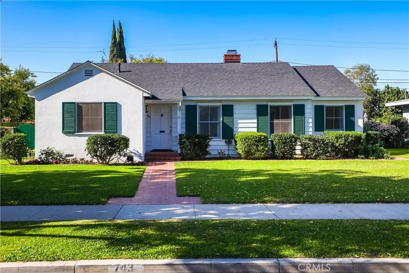 743 N. Janss St., Anaheim, CA 92805