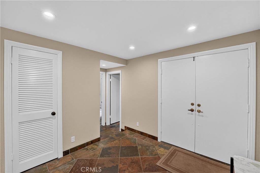 781 S Circulo Miro, Anaheim CA 92807 - photo 8