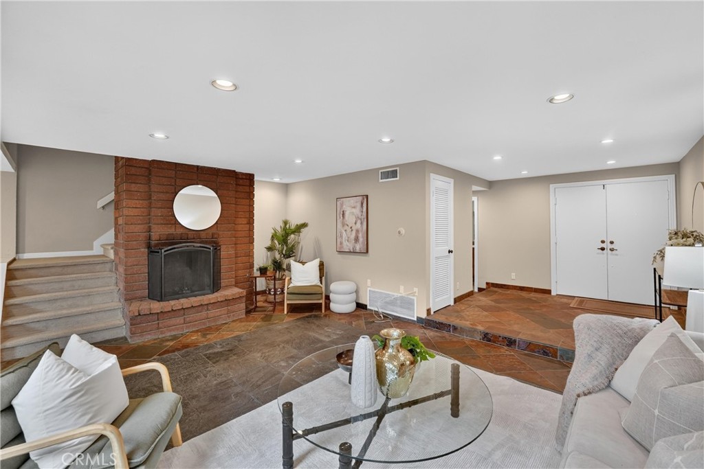 781 S Circulo Miro, Anaheim CA 92807 - photo 12