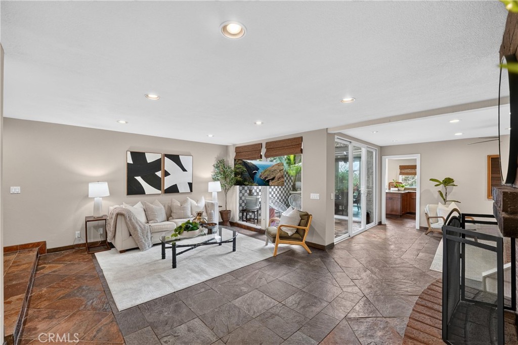 781 S Circulo Miro, Anaheim CA 92807 - photo 13