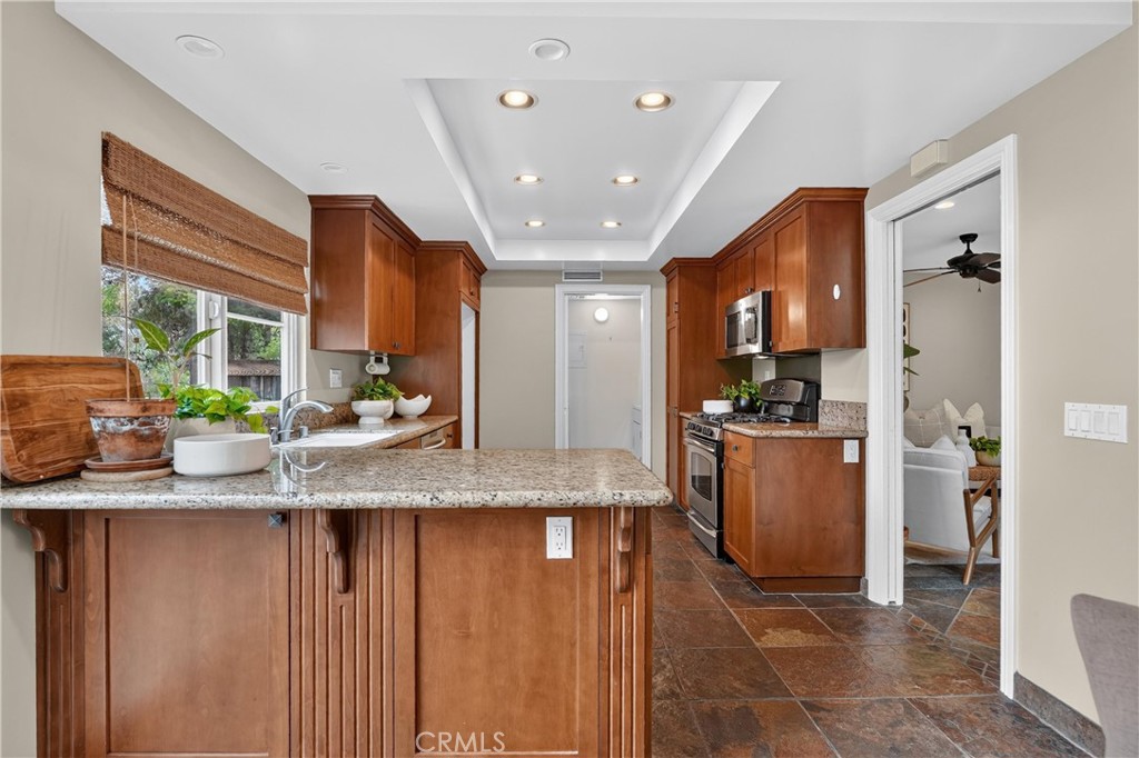 781 S Circulo Miro, Anaheim CA 92807 - photo 20