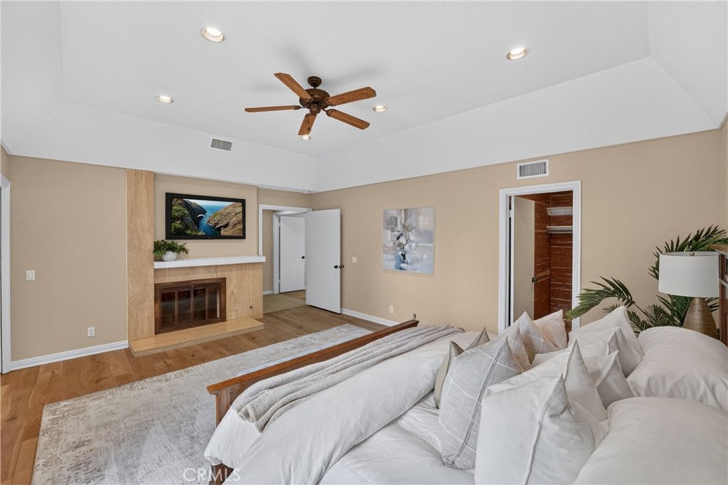 781 S Circulo Miro, Anaheim CA 92807 - photo 31