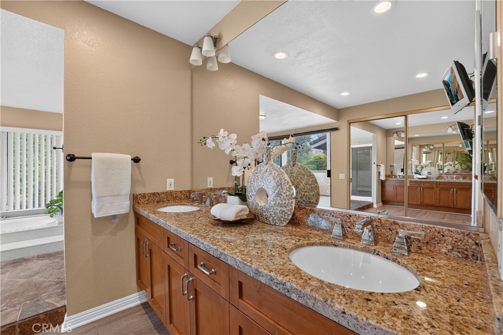 781 S Circulo Miro, Anaheim CA 92807 - photo 33
