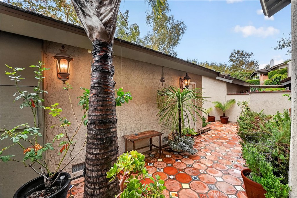 781 S Circulo Miro, Anaheim CA 92807 - photo 49