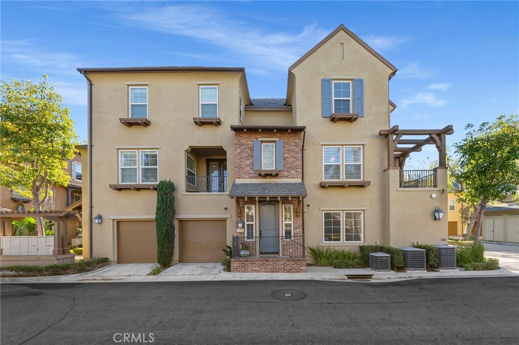 782 E Valencia Street, Anaheim CA 92805 - photo 1