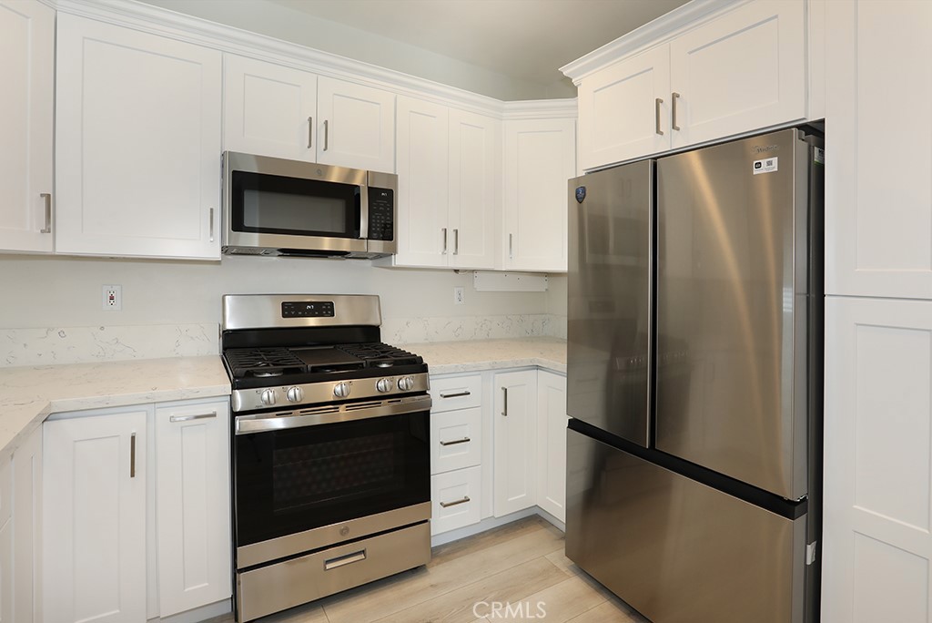 7839 E Viewrim Drive, Anaheim CA 92808 - photo 15