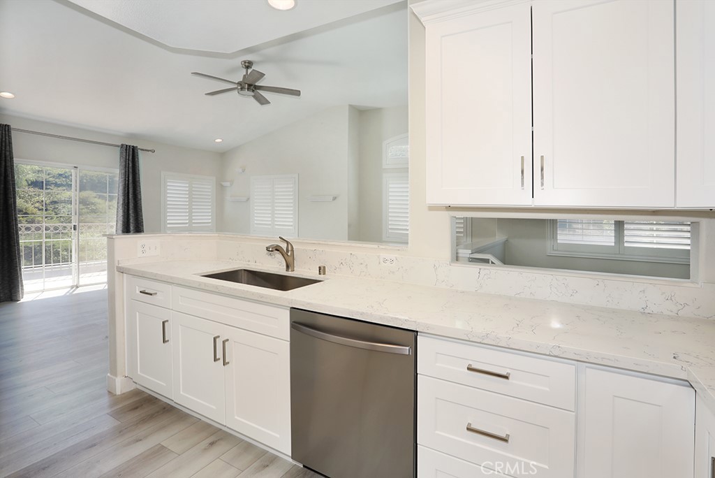 7839 E Viewrim Drive, Anaheim CA 92808 - photo 17