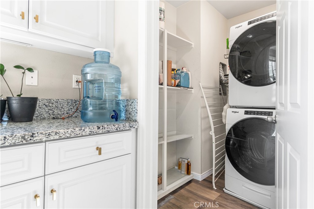 Kitchen with in-unit laundry - 794 N Ethan Way, Anaheim CA 92805 - photo 16