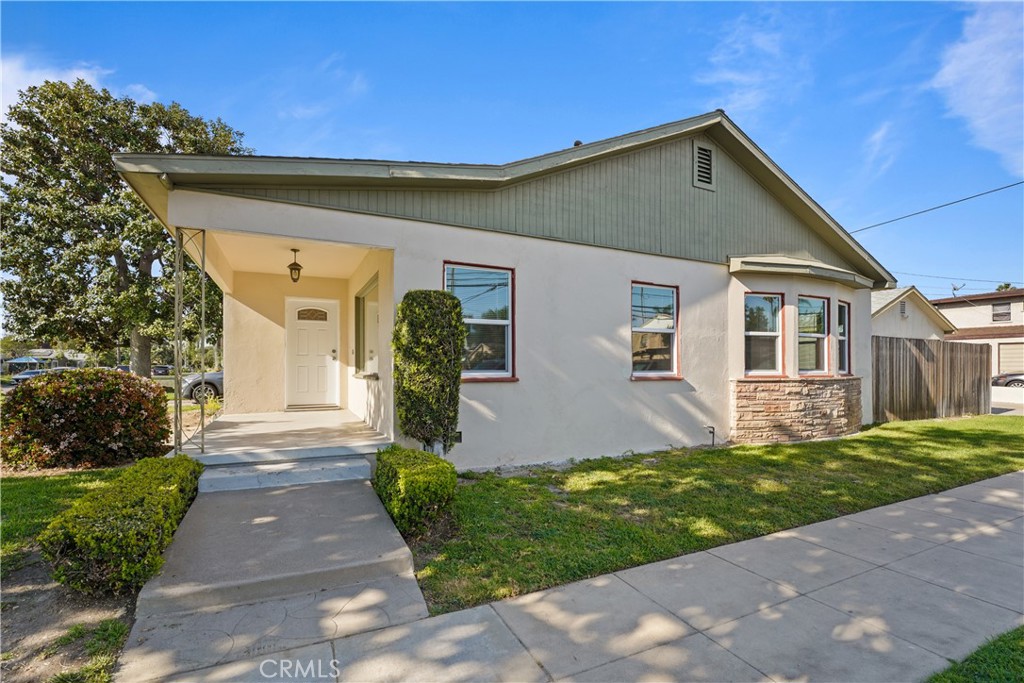 800 N Clementine Street, Anaheim CA 92805 - photo 1