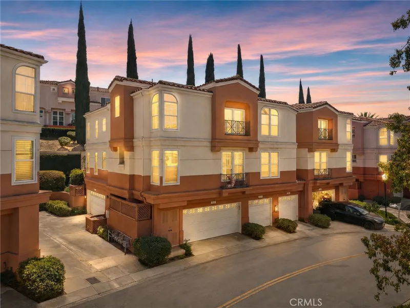 8086 E Venice, Anaheim, CA 92808