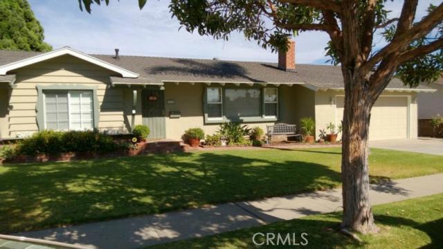 Ranch home on a cul-de-sac street - 814 S Oakhaven Drive, Anaheim CA 92804 - photo 1