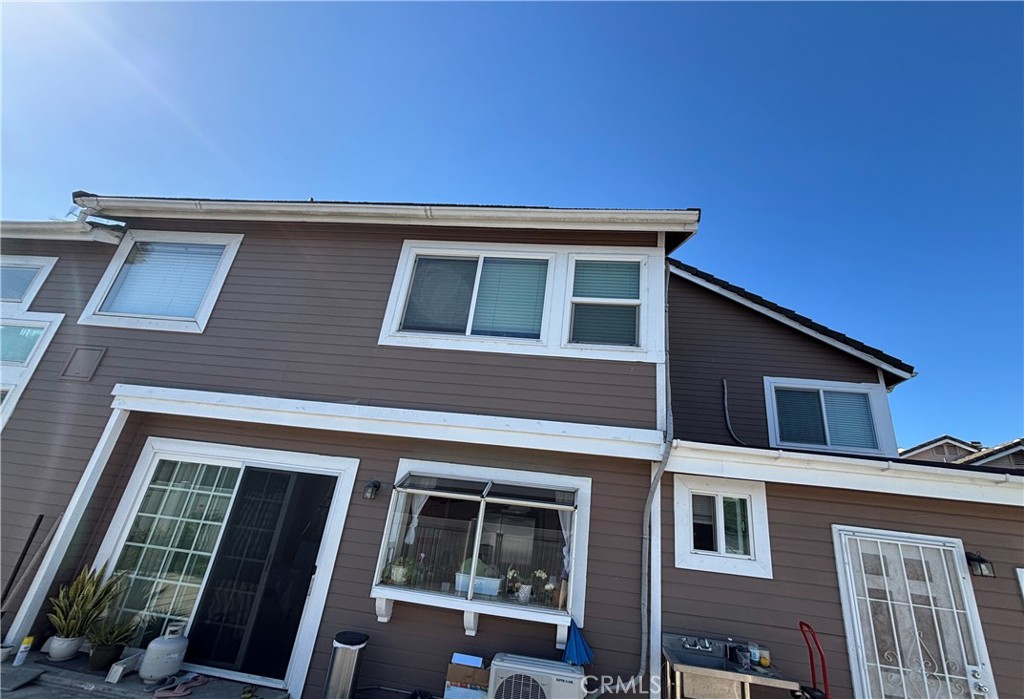 820 N Justin Place, Anaheim CA 92801 - photo 1