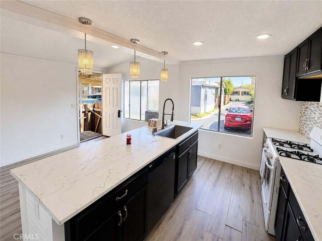 Image has been digitally enhanced. - 825 W La Palma 46, Anaheim CA 92801 - photo 4