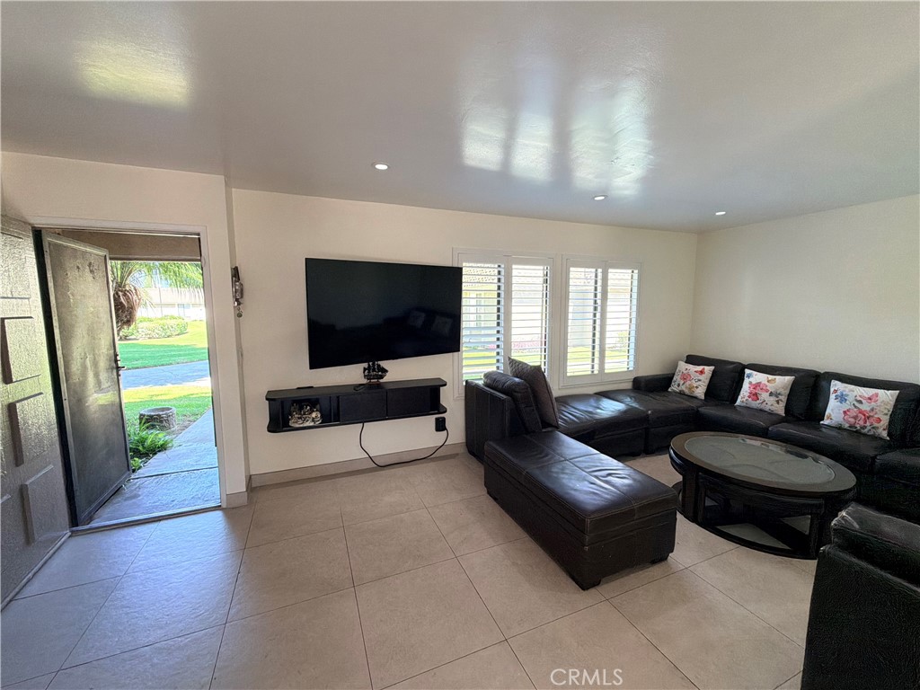 834 S Cornwall, Anaheim CA 92804 - photo 11