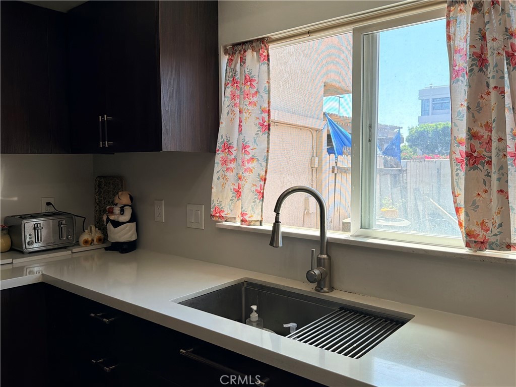 834 S Cornwall, Anaheim CA 92804 - photo 15