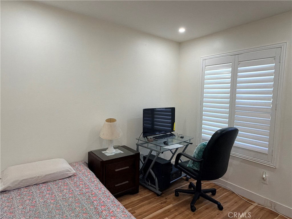 834 S Cornwall, Anaheim CA 92804 - photo 21